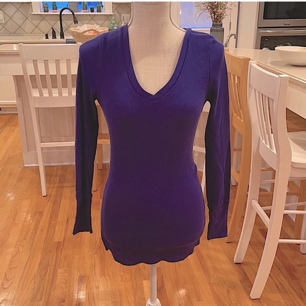 For Me to Look Amazing dark electric blue long sleeve thermal size large EUC
